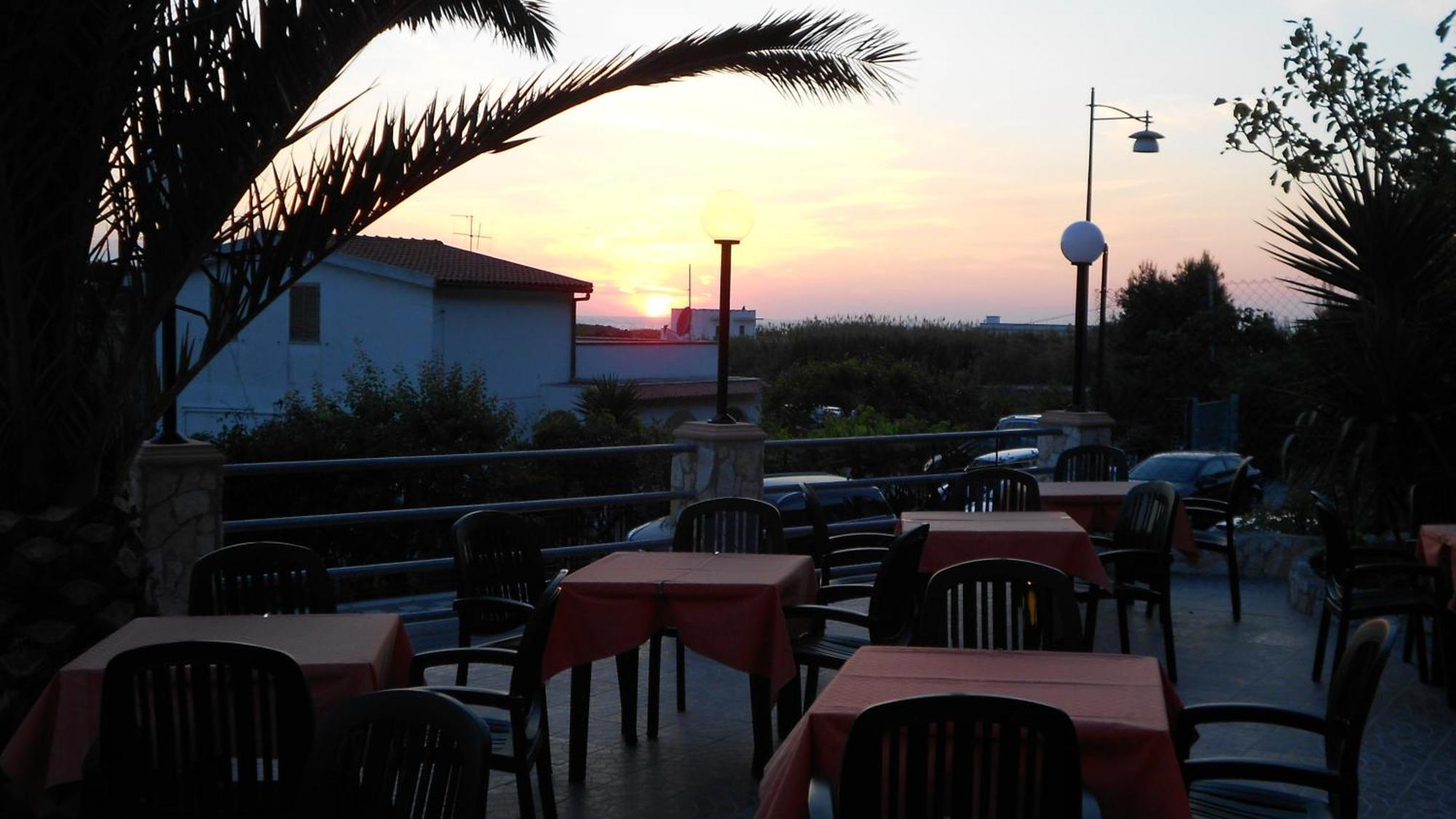 Hotel Piccolo Paradiso بيسْكيتْشّي المظهر الخارجي الصورة