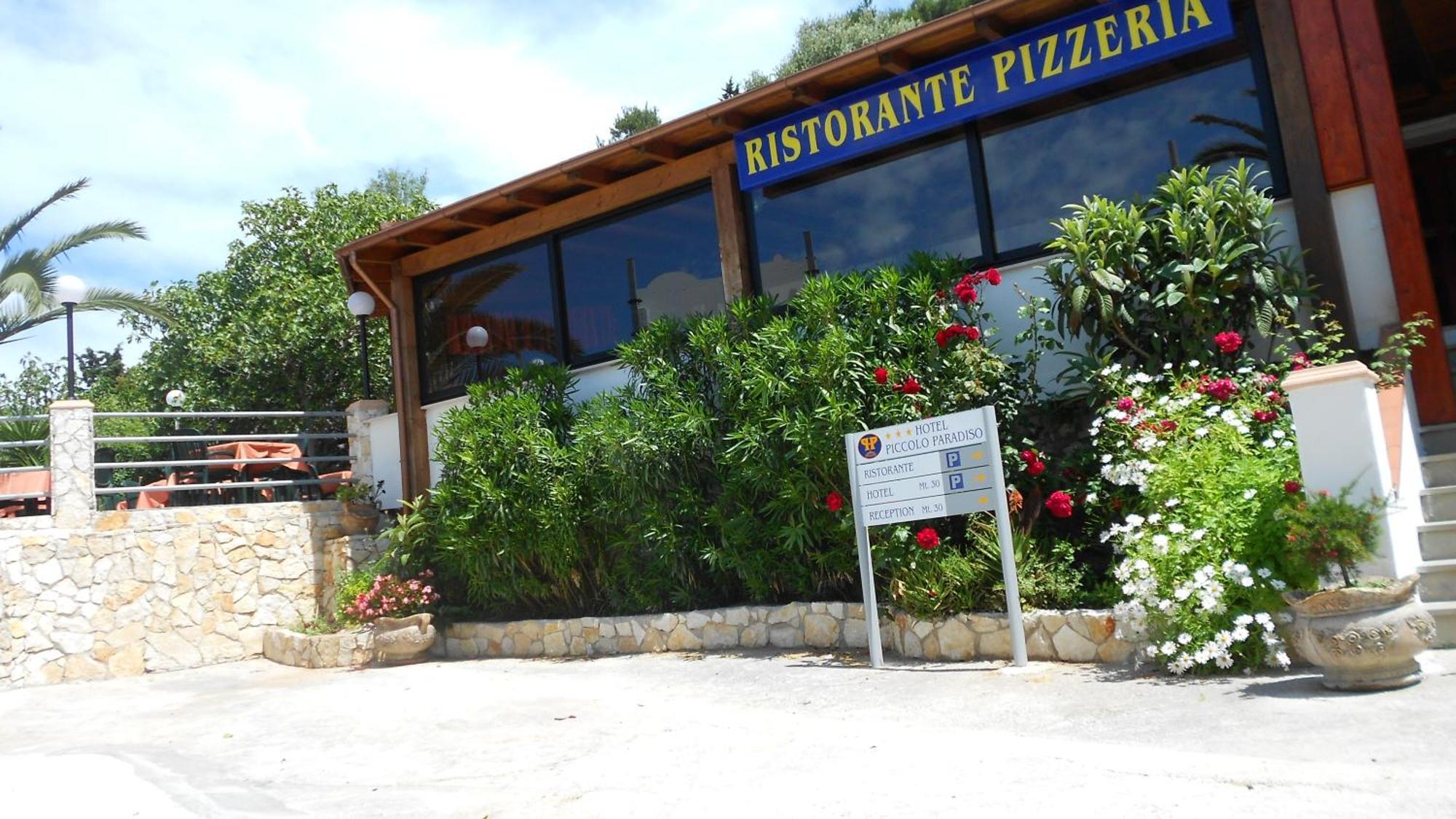 Hotel Piccolo Paradiso بيسْكيتْشّي المظهر الخارجي الصورة