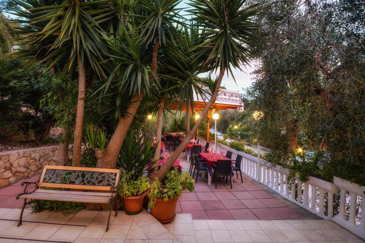 Hotel Piccolo Paradiso بيسْكيتْشّي المظهر الخارجي الصورة