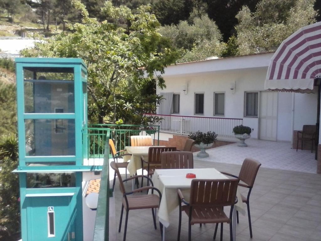 Hotel Piccolo Paradiso بيسْكيتْشّي الغرفة الصورة