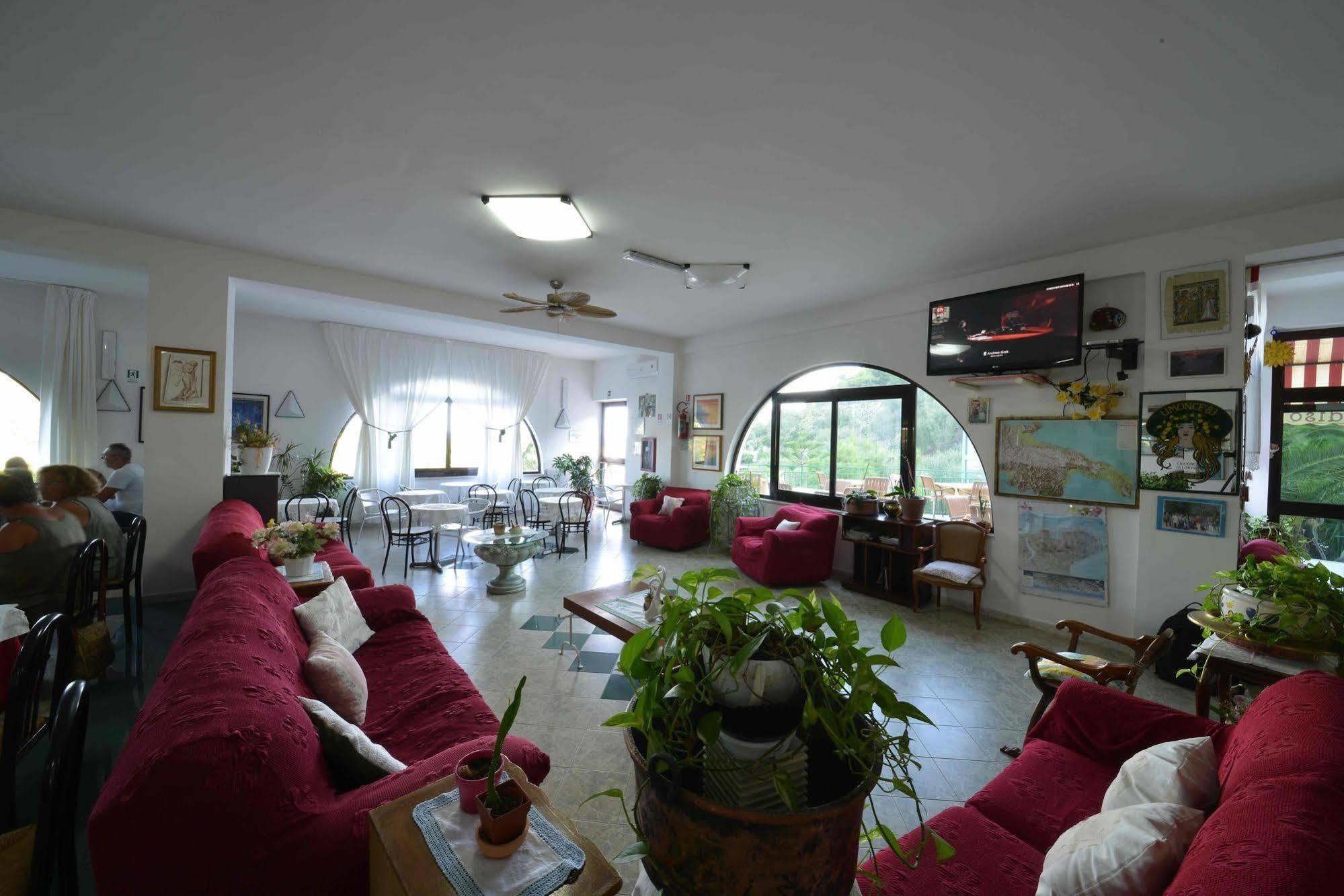 Hotel Piccolo Paradiso بيسْكيتْشّي المظهر الخارجي الصورة